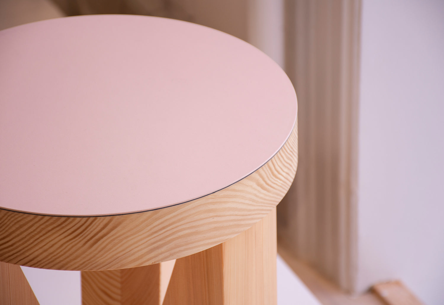 Cugino Wooden Stool by Mattiazzi | Steelcase