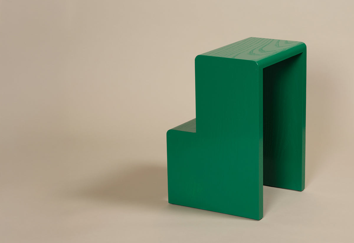 Little Tova Step Stool, Mentsen