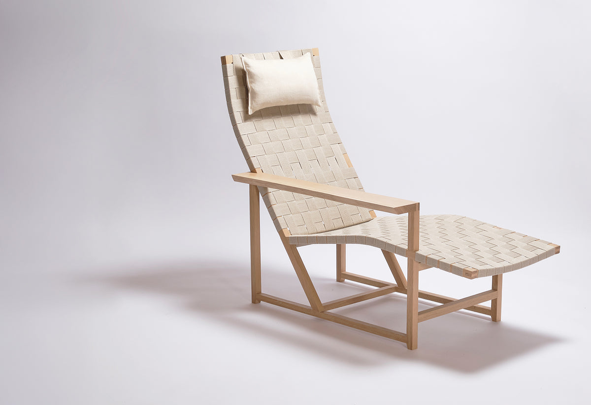 Mass Chaise Longue, Mentsen