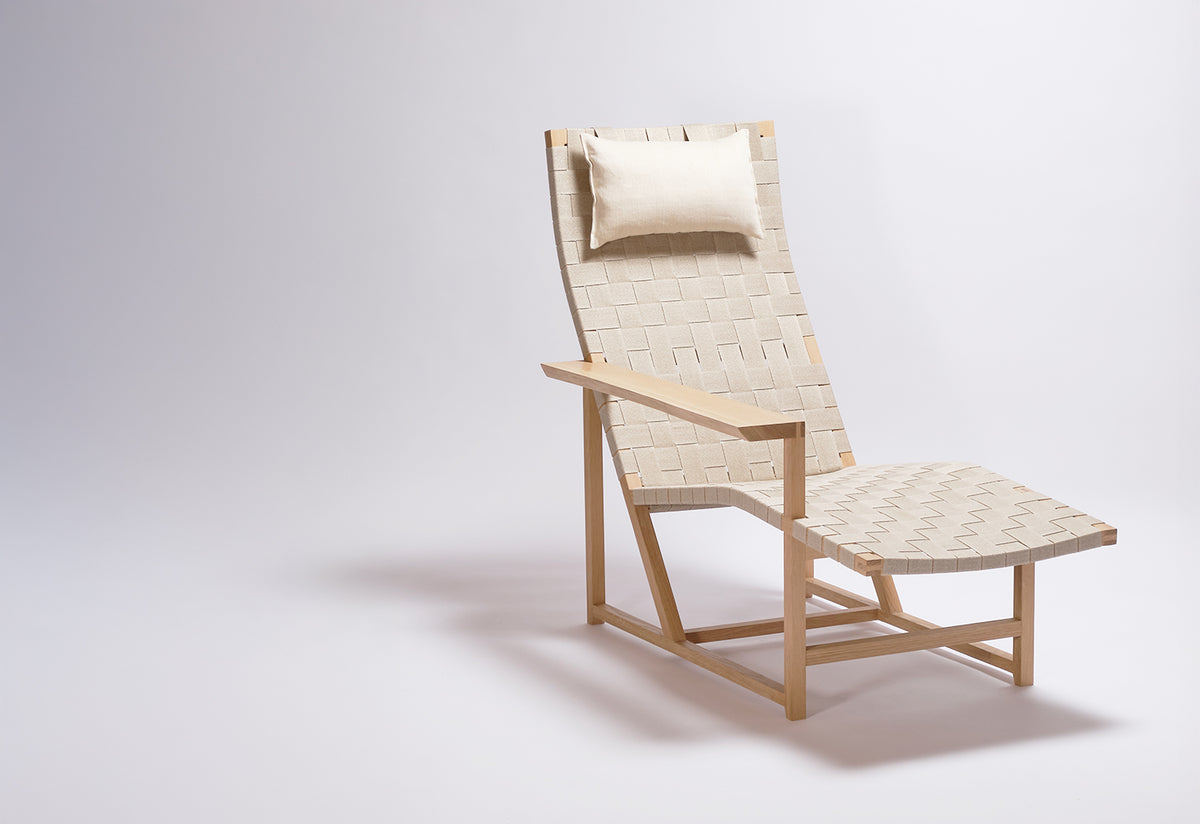 Mass Chaise Longue, Mentsen