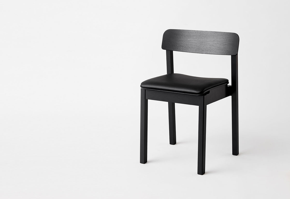 Everyday Chair | Upholstered, Moebe