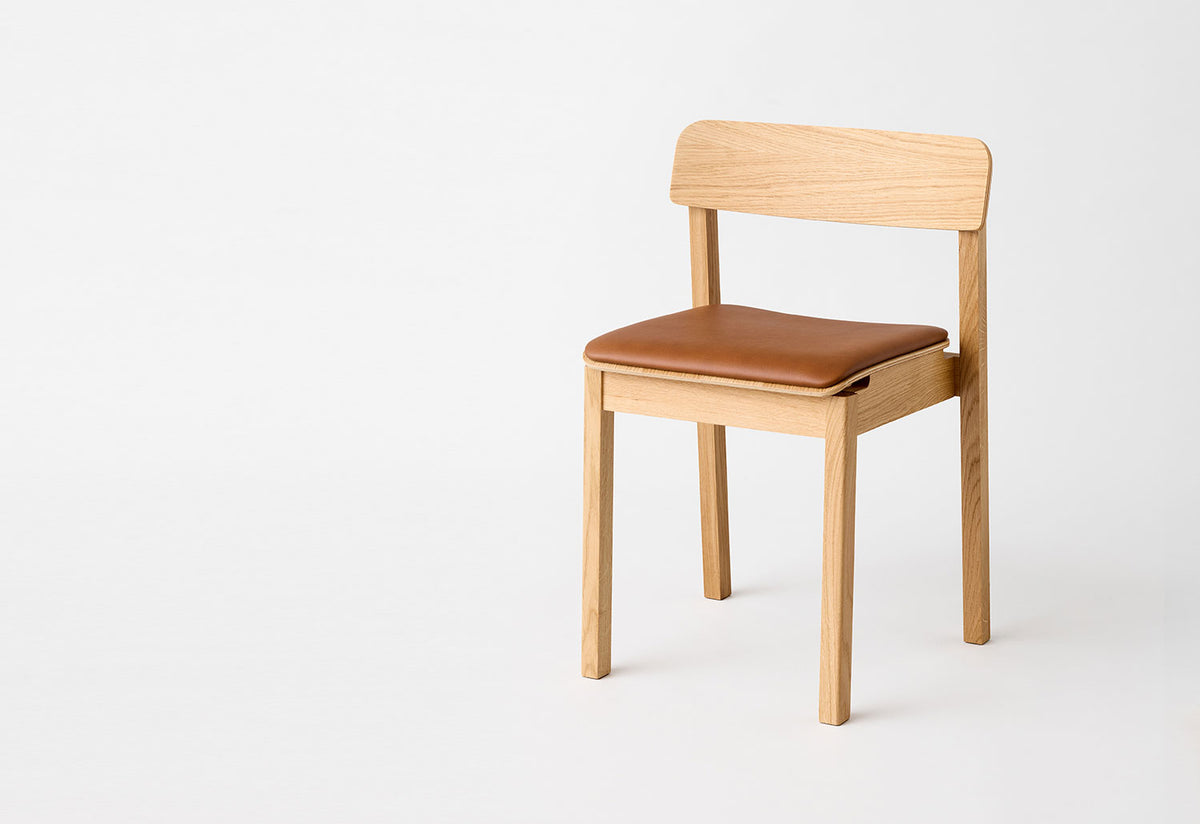 Everyday Chair | Upholstered, Moebe