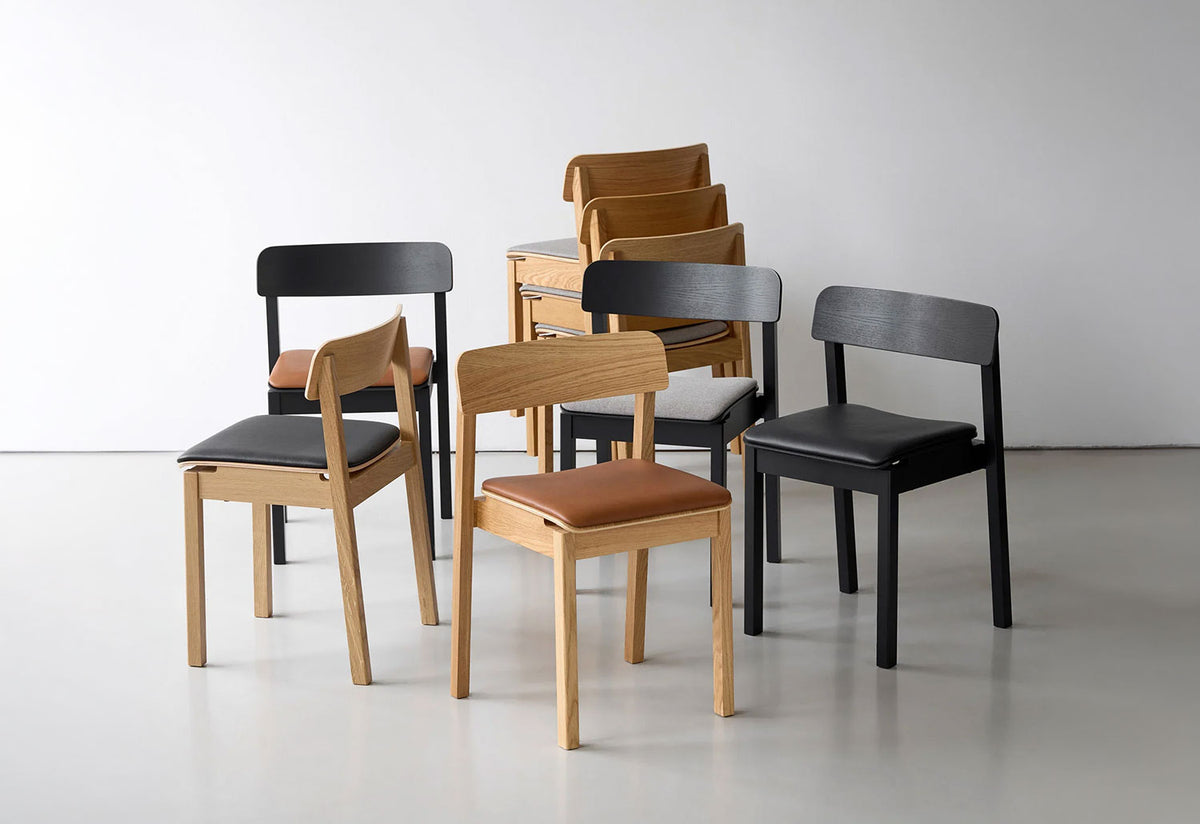 Everyday Chair | Upholstered, Moebe