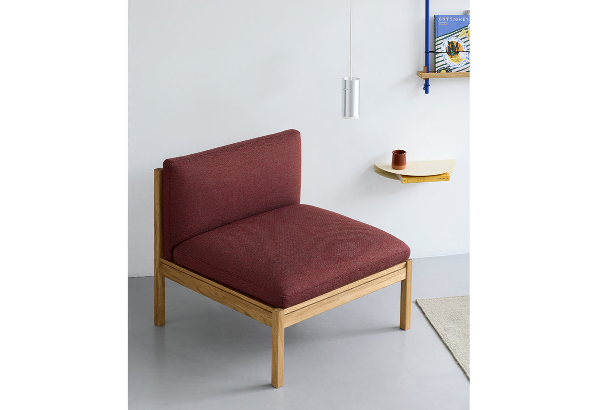 Half Moon Shelf, Moebe