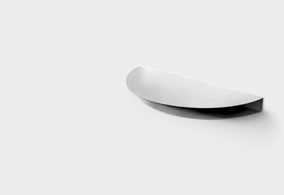 Half Moon Shelf, Moebe