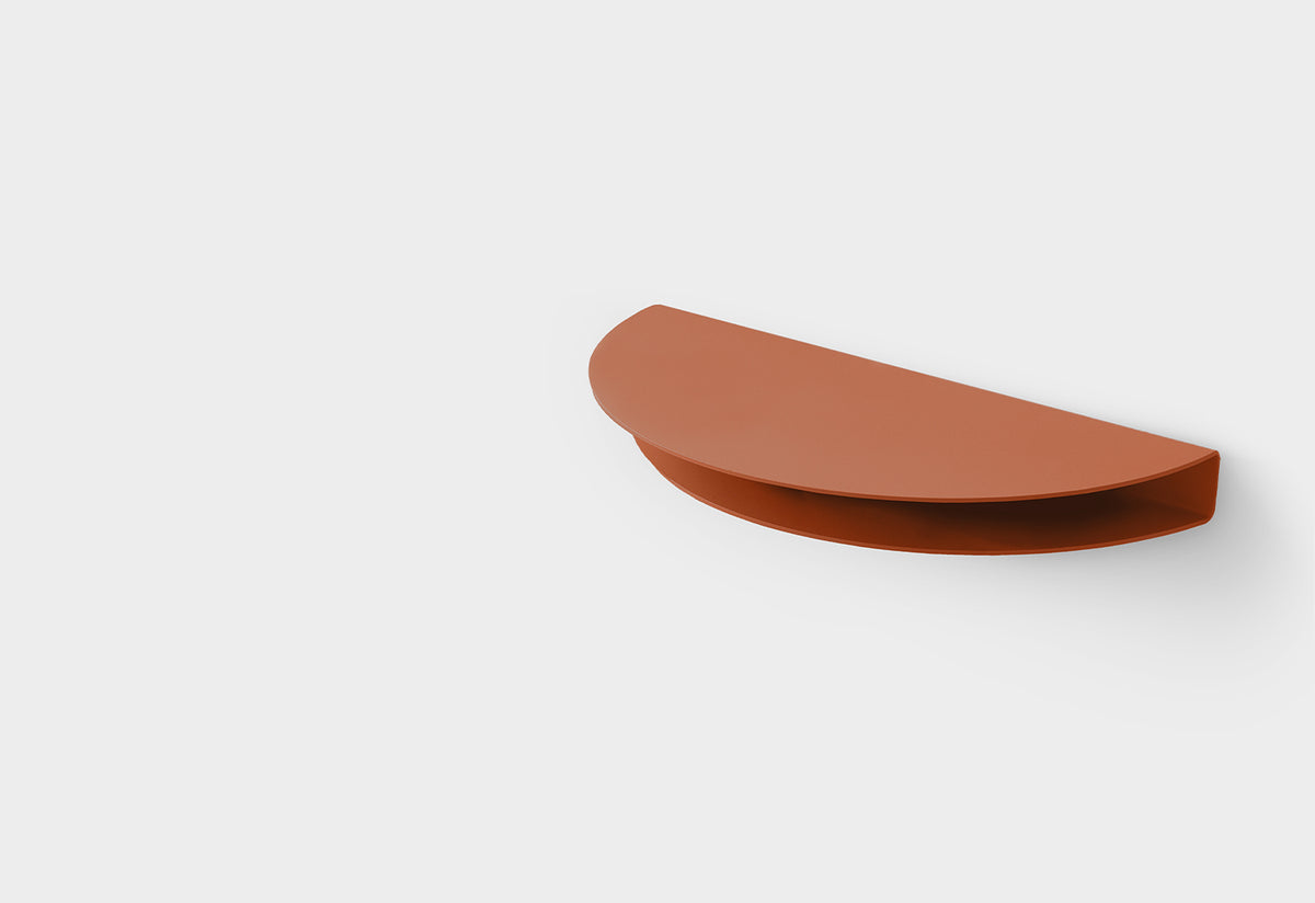 Half Moon Shelf, Moebe