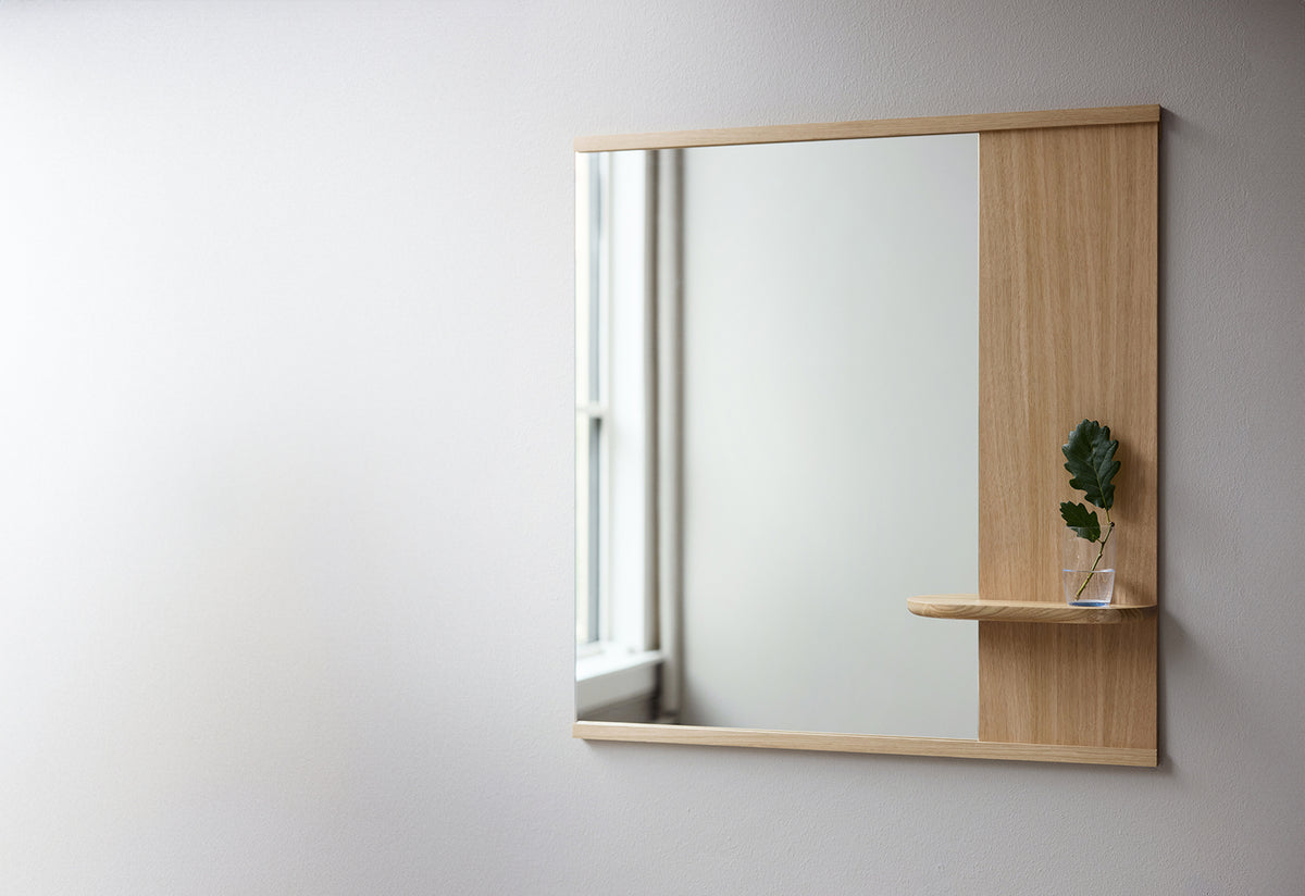 Mirror With A Shelf, Moebe