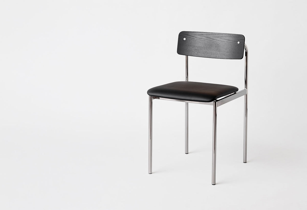 Offset Chair | Upholstered Seat, Moebe
