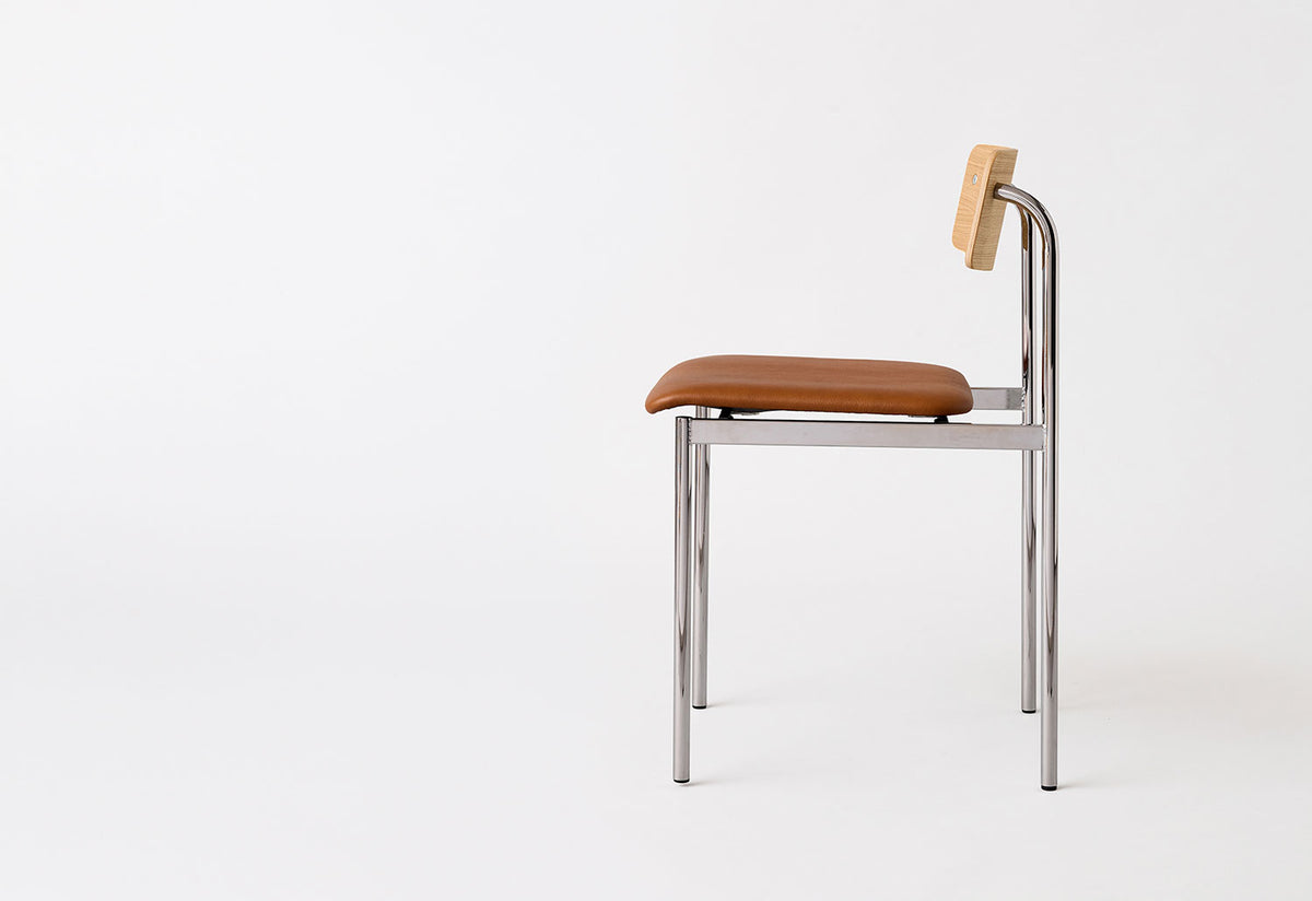 Offset Chair | Upholstered Seat, Moebe