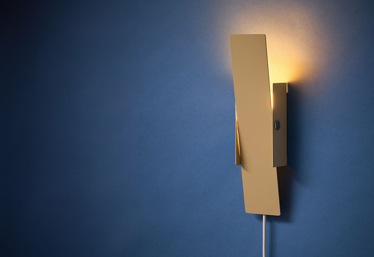 Pivoting Wall Lamp, Moebe