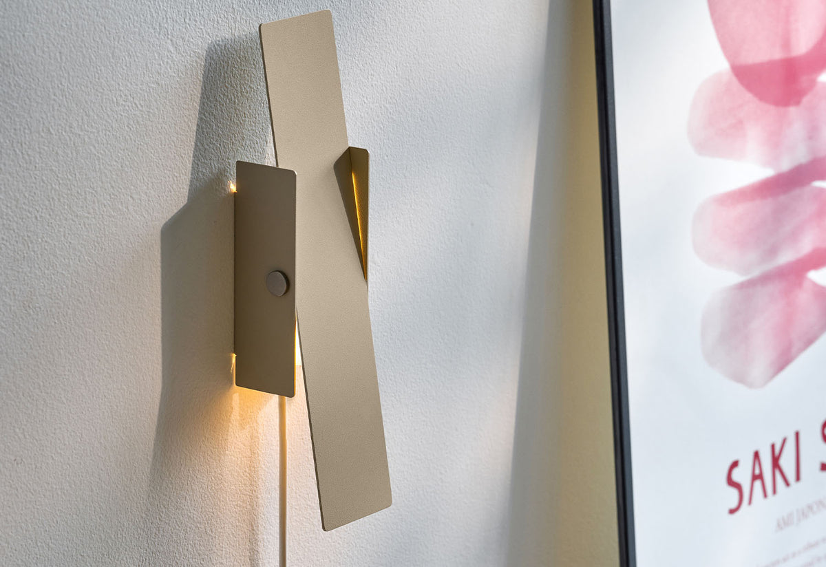 Pivoting Wall Lamp, Moebe