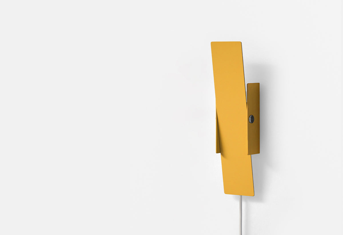 Pivoting Wall Lamp, Moebe