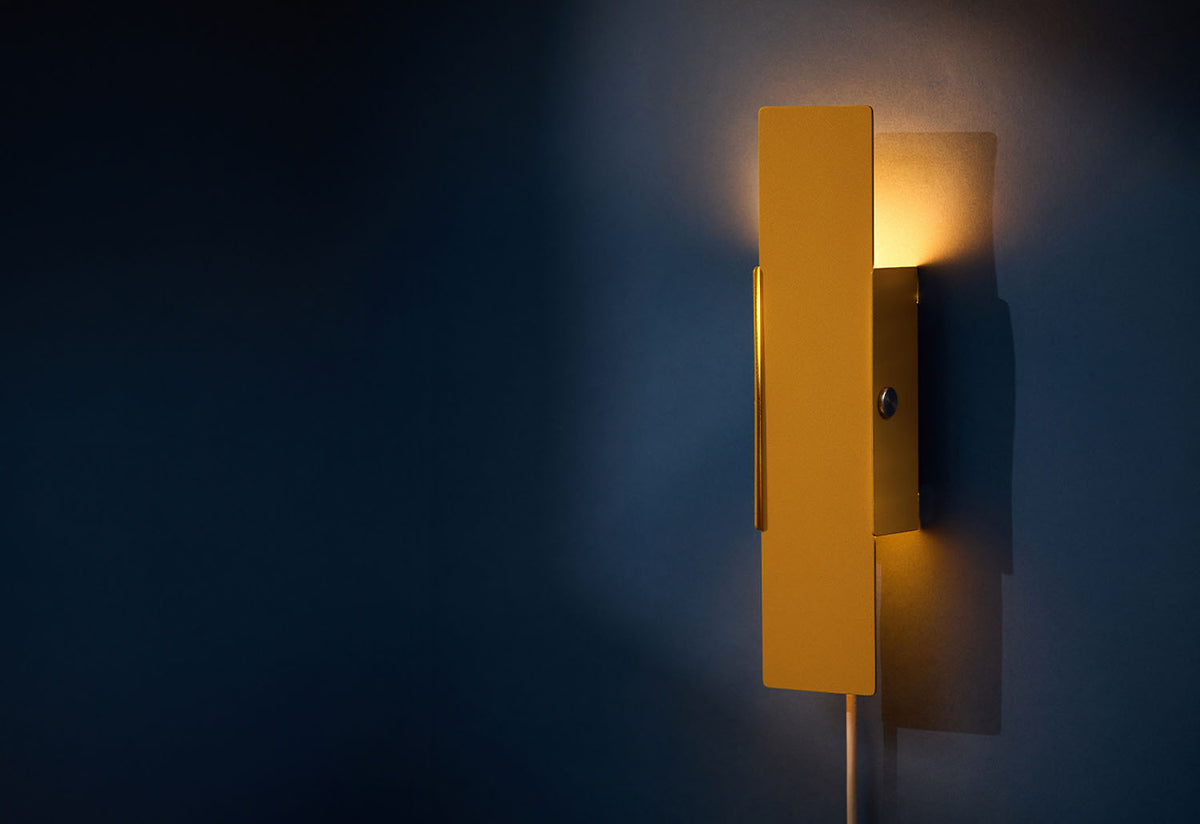 Pivoting Wall Lamp, Moebe