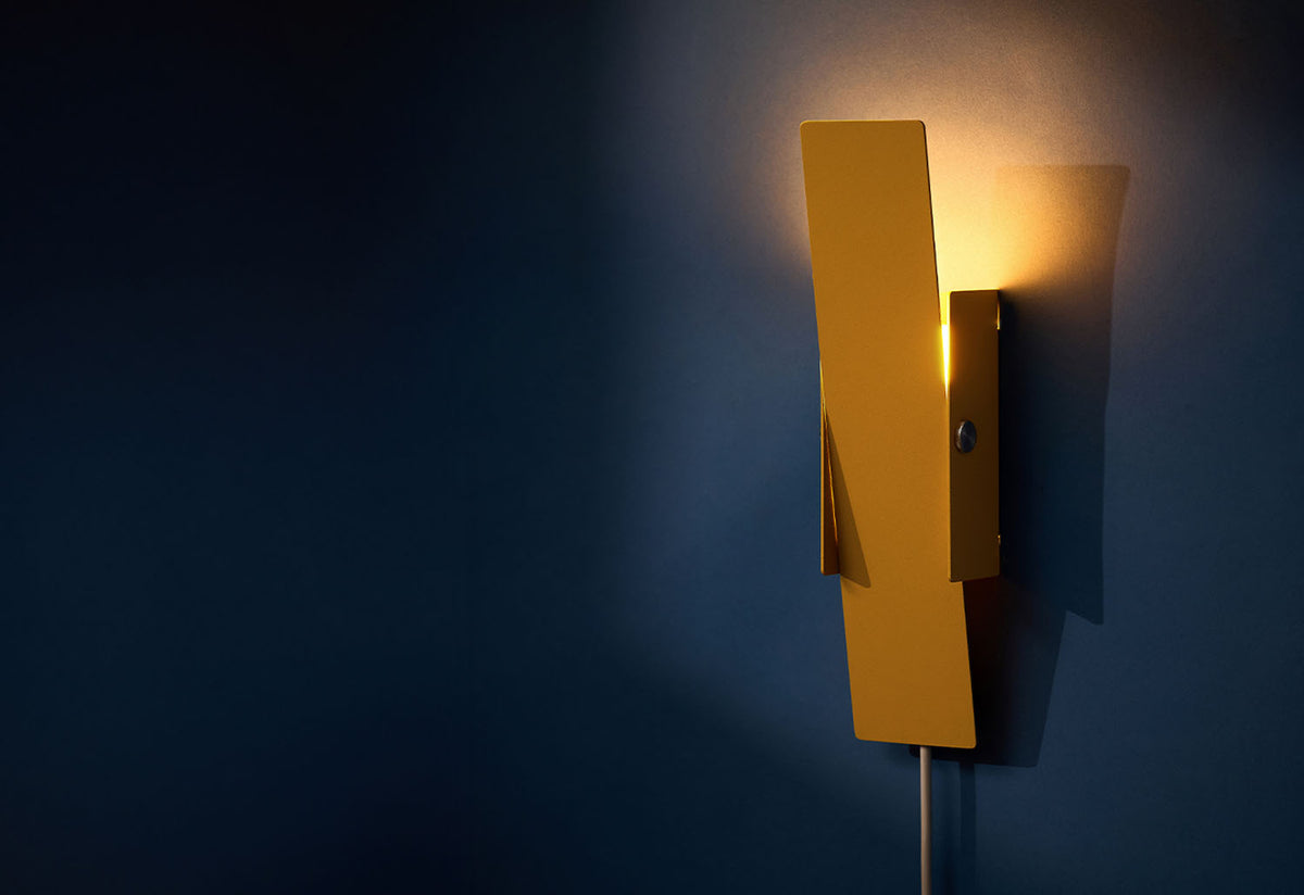 Pivoting Wall Lamp, Moebe