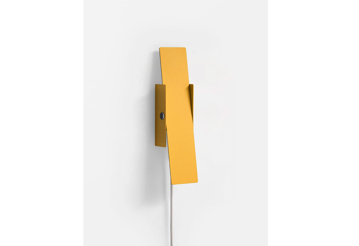 Pivoting Wall Lamp, Moebe