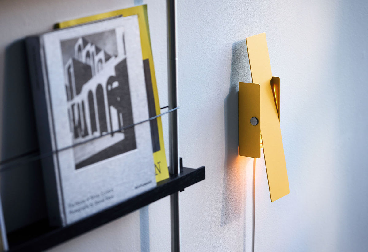 Pivoting Wall Lamp, Moebe