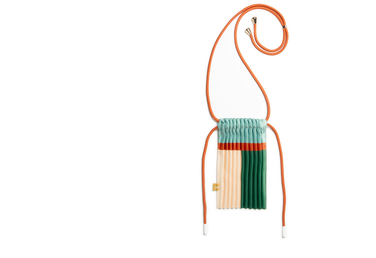 Pleated Mini Bag, Multitudes