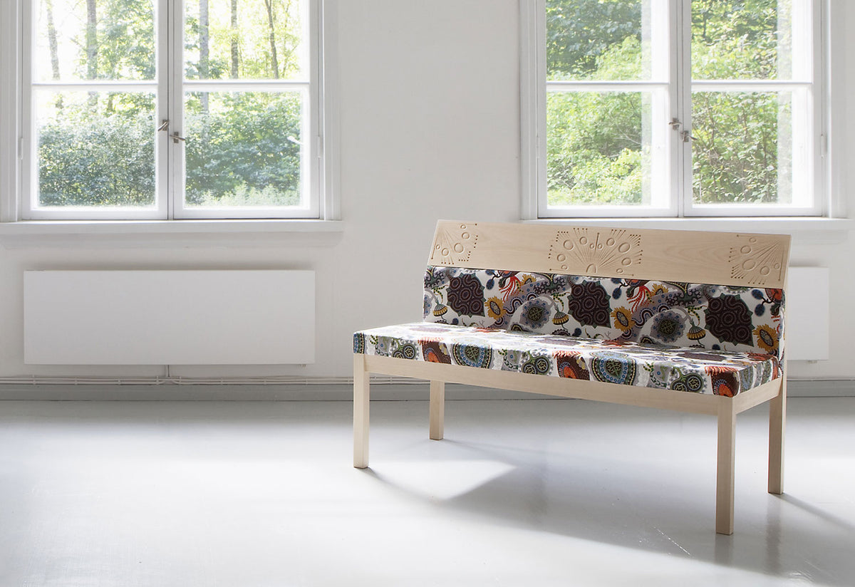 Bloom Sofa, Jenni roininen, Klaus haapaniemi, Nikari