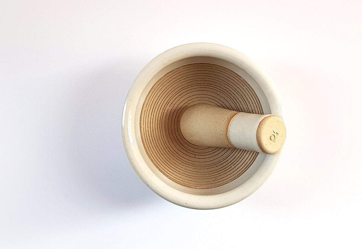 Grinding Bowl + Pestle, Pat oleary