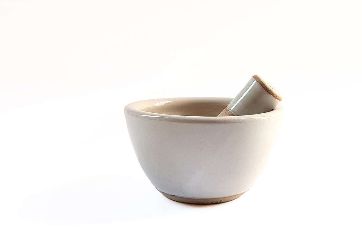 Grinding Bowl + Pestle, Pat oleary