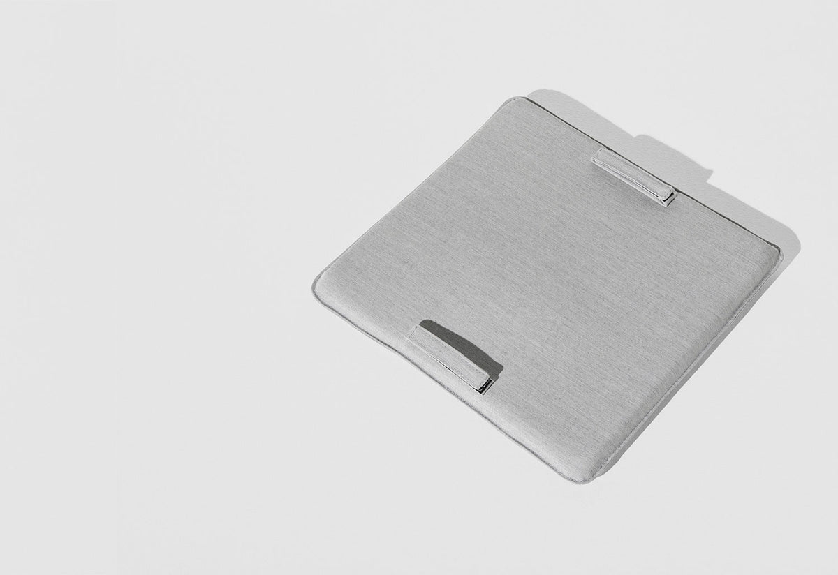 Week-End Lounge Chair, Studio brichetziegler, Petite friture