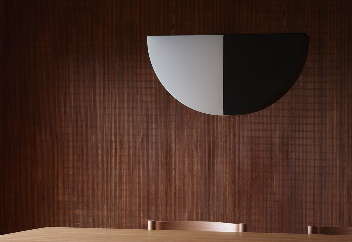 Phase Pendant | Large, Estudio persona, Resident