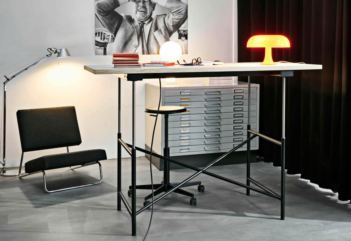 Eiermann E Desk, Egon eiermann, Tim schütze, Richard lampert