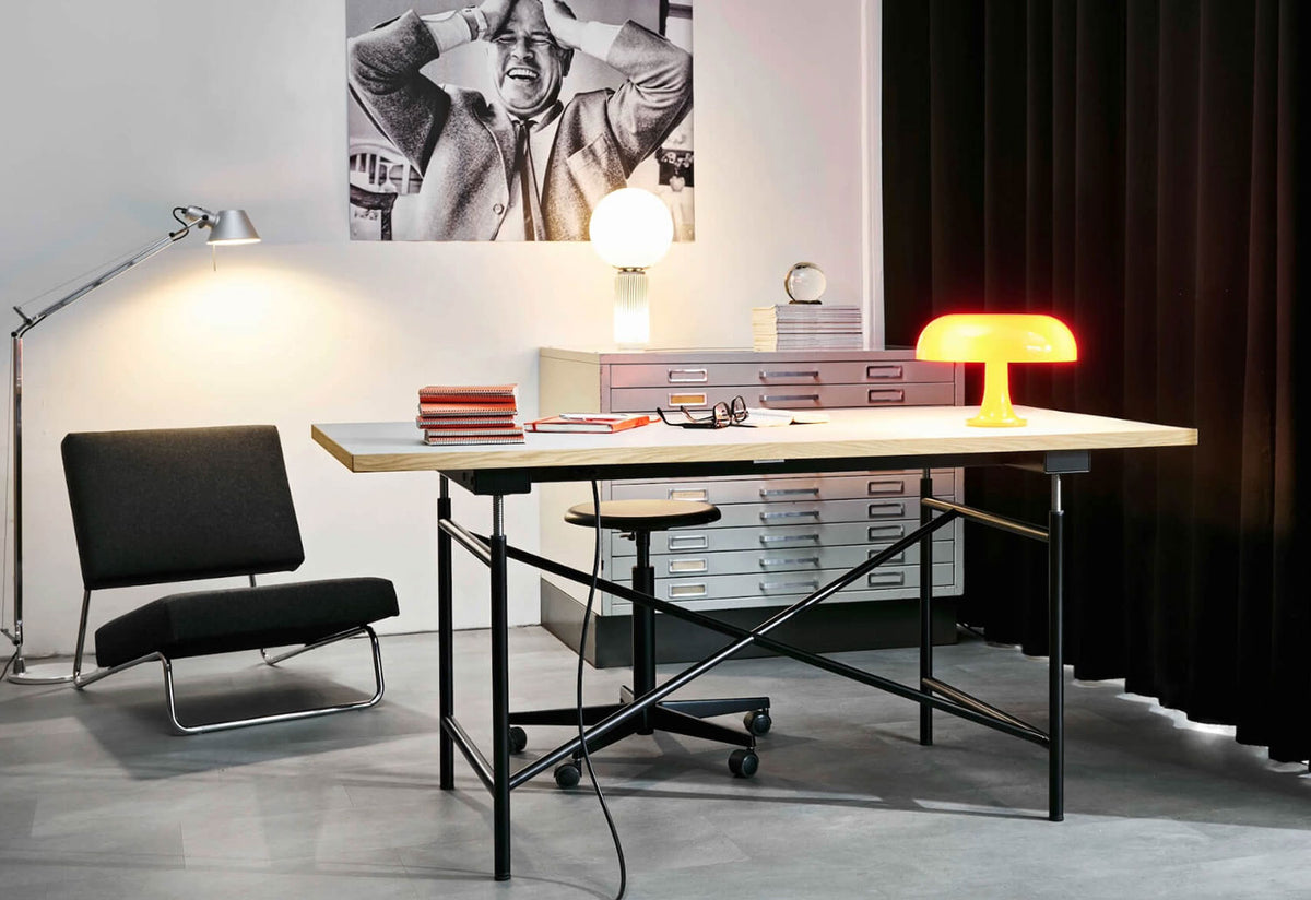 Eiermann E Desk, Egon eiermann, Tim schütze, Richard lampert