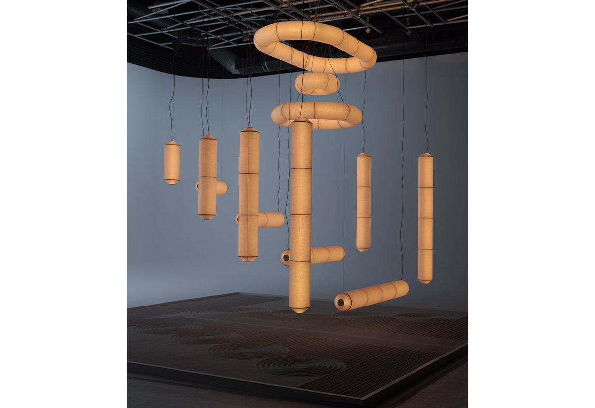 Tekio Vertical, 2017, Anthony dickens, Santa and cole