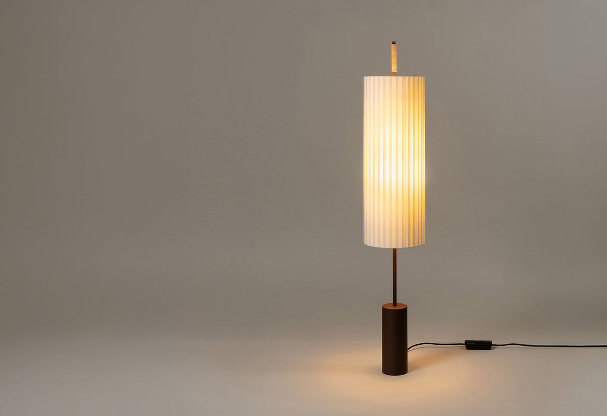 Dorica Floor Lamp, J miralbell and m raventós, Santa and cole