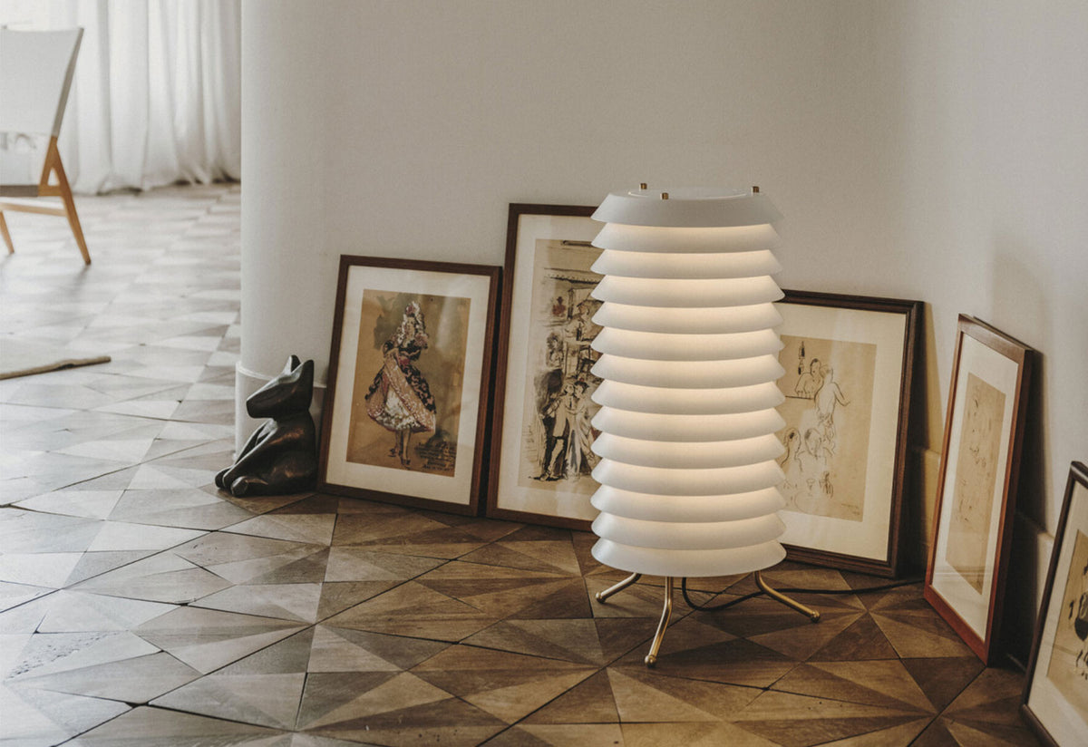 Maija 30 Floor Light, Ilmari tapiovaara, Santa and cole