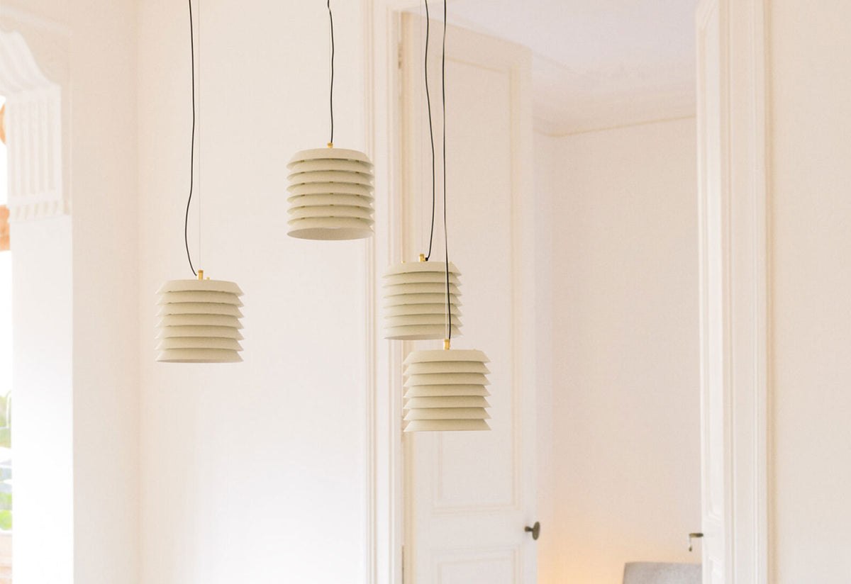 Maija Pendant, Ilmari tapiovaara, Santa and cole