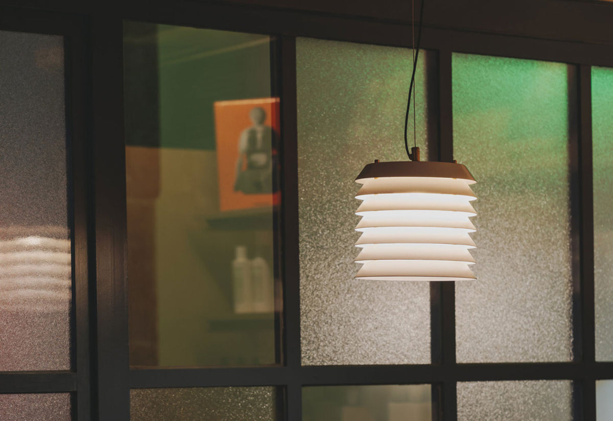 Maija Pendant, Ilmari tapiovaara, Santa and cole