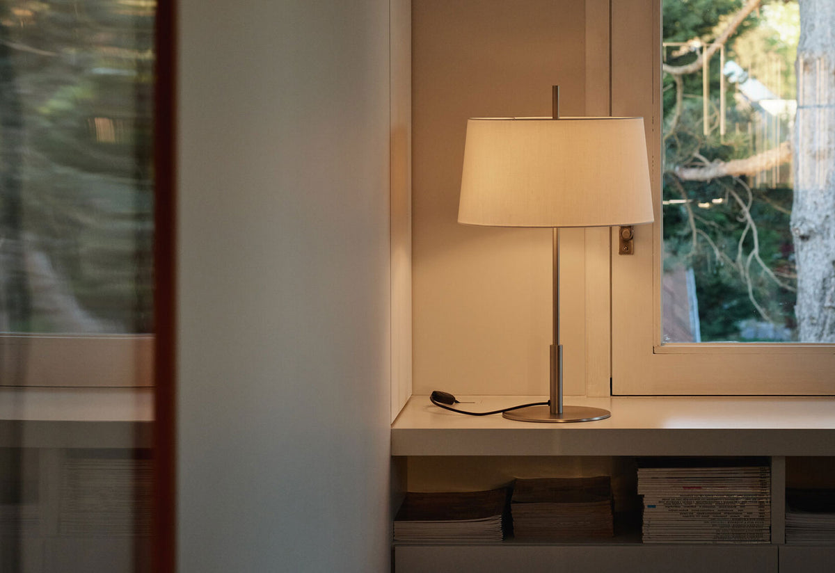 Diana Table Lamp, Alfonso milá, Federico correa, Miguel mila, Santa and cole