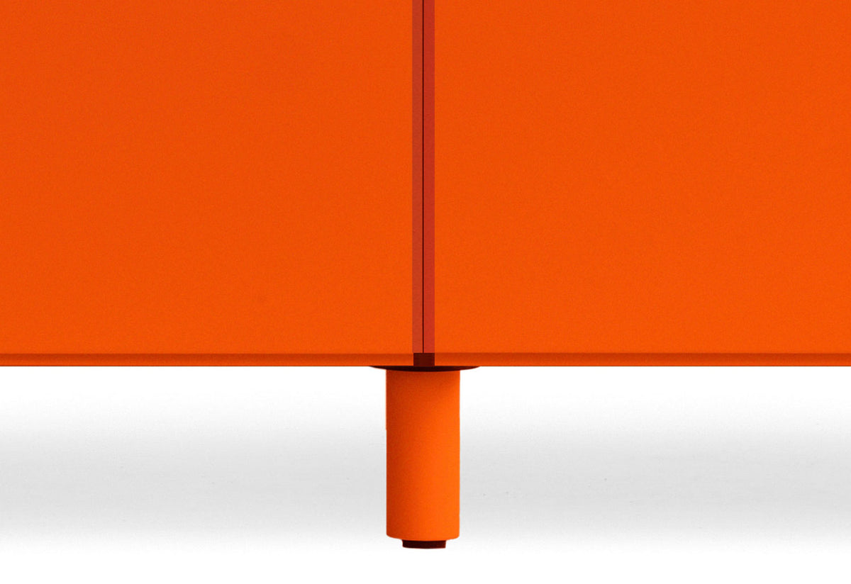 Relief Connecting Legs, Taf architects, String