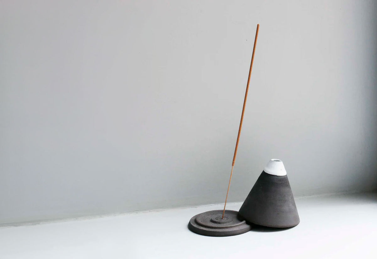 Arhoj Incense, Studio arhoj