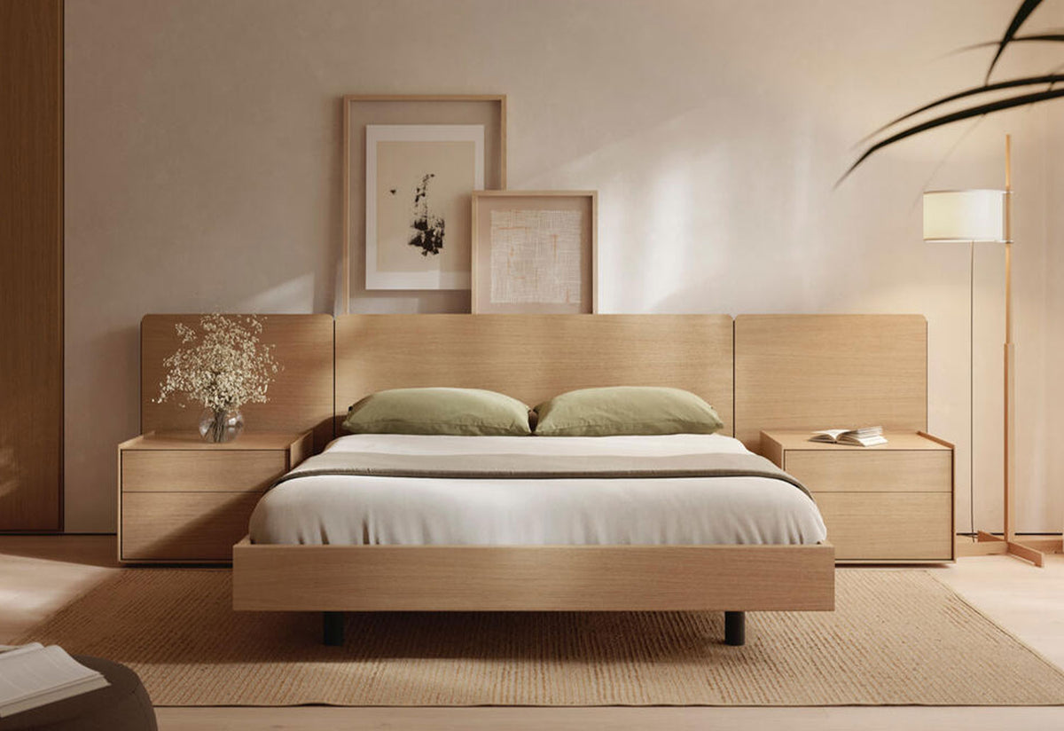 Bera Bedside Table, Ibon arrizabalaga, Treku