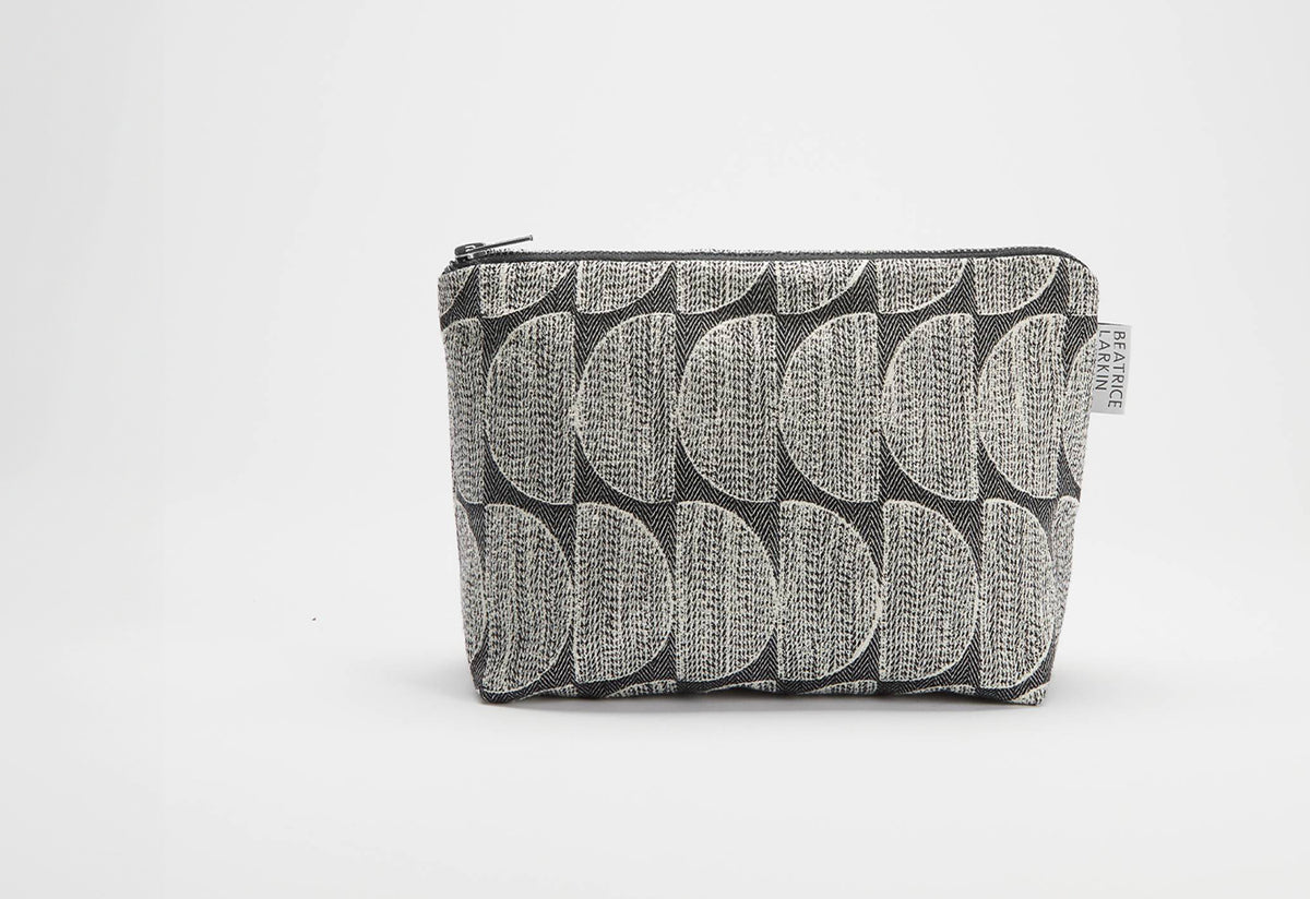 Dark Crescent Cotton Pouch, Beatrice larkin