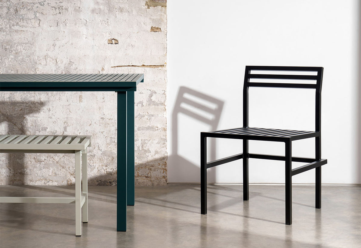 19 Outdoors Dining Chair, Nine