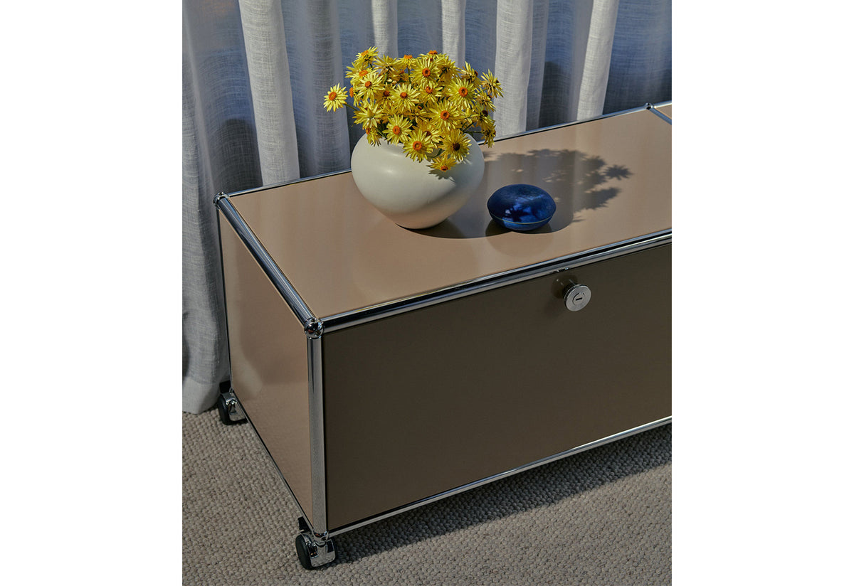 Haller M61 Media Unit, 1963, Fritz haller and paul schaerer, Usm