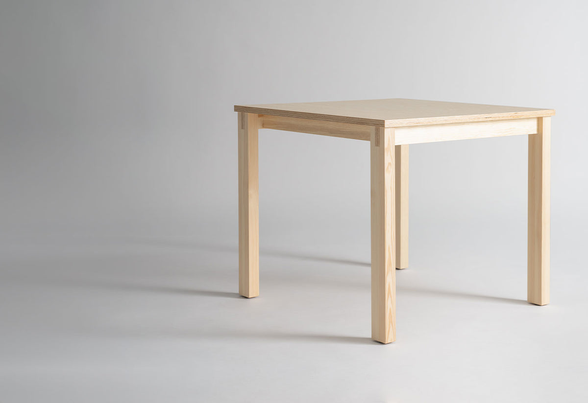 016 Maasto Dining Table, Ronan bouroullec, Vaarnii