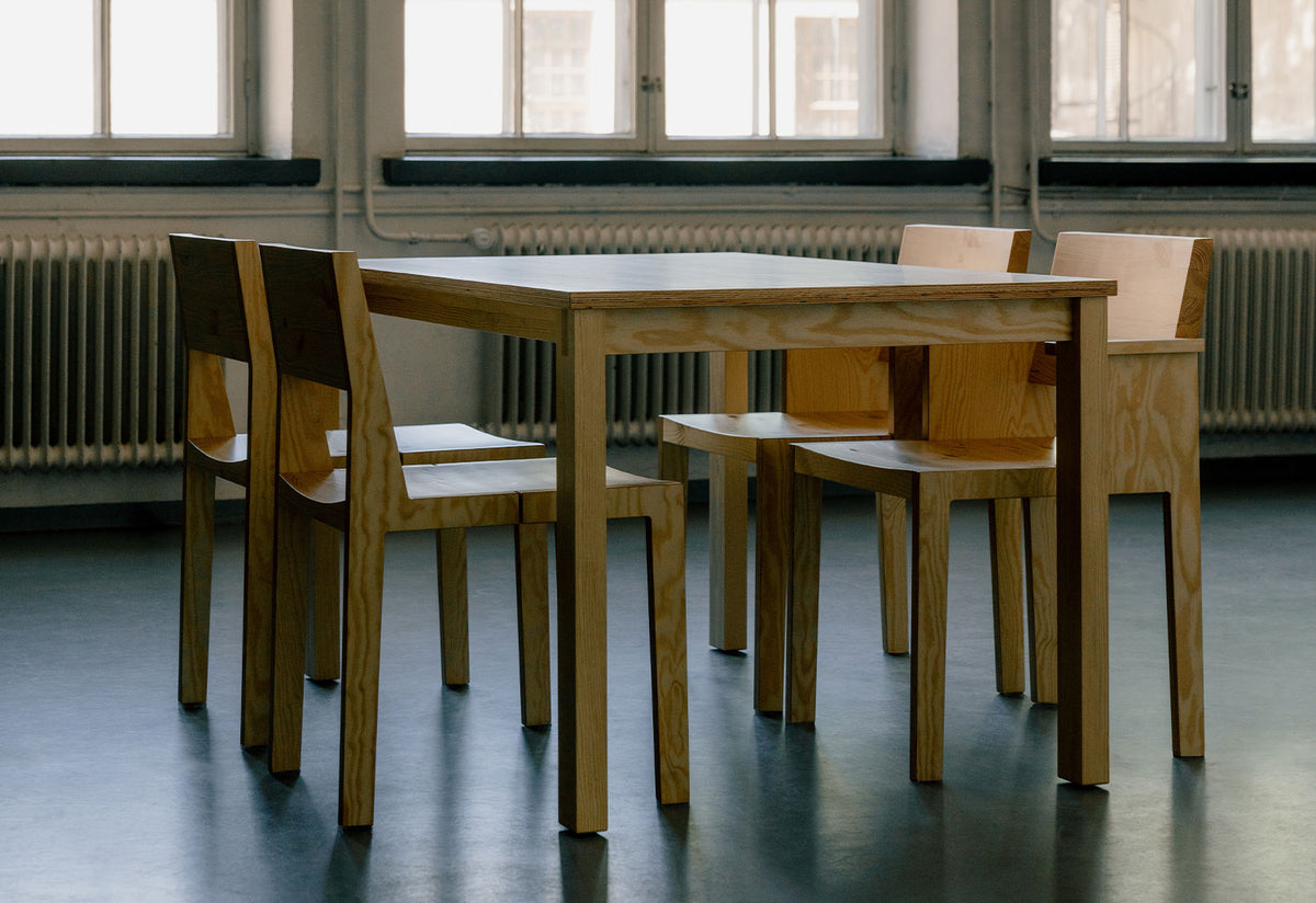 016 Maasto Dining Table, Ronan bouroullec, Vaarnii