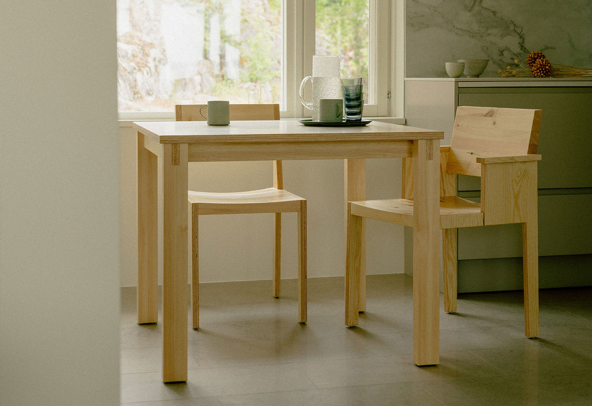 016 Maasto Dining Table, Ronan bouroullec, Vaarnii