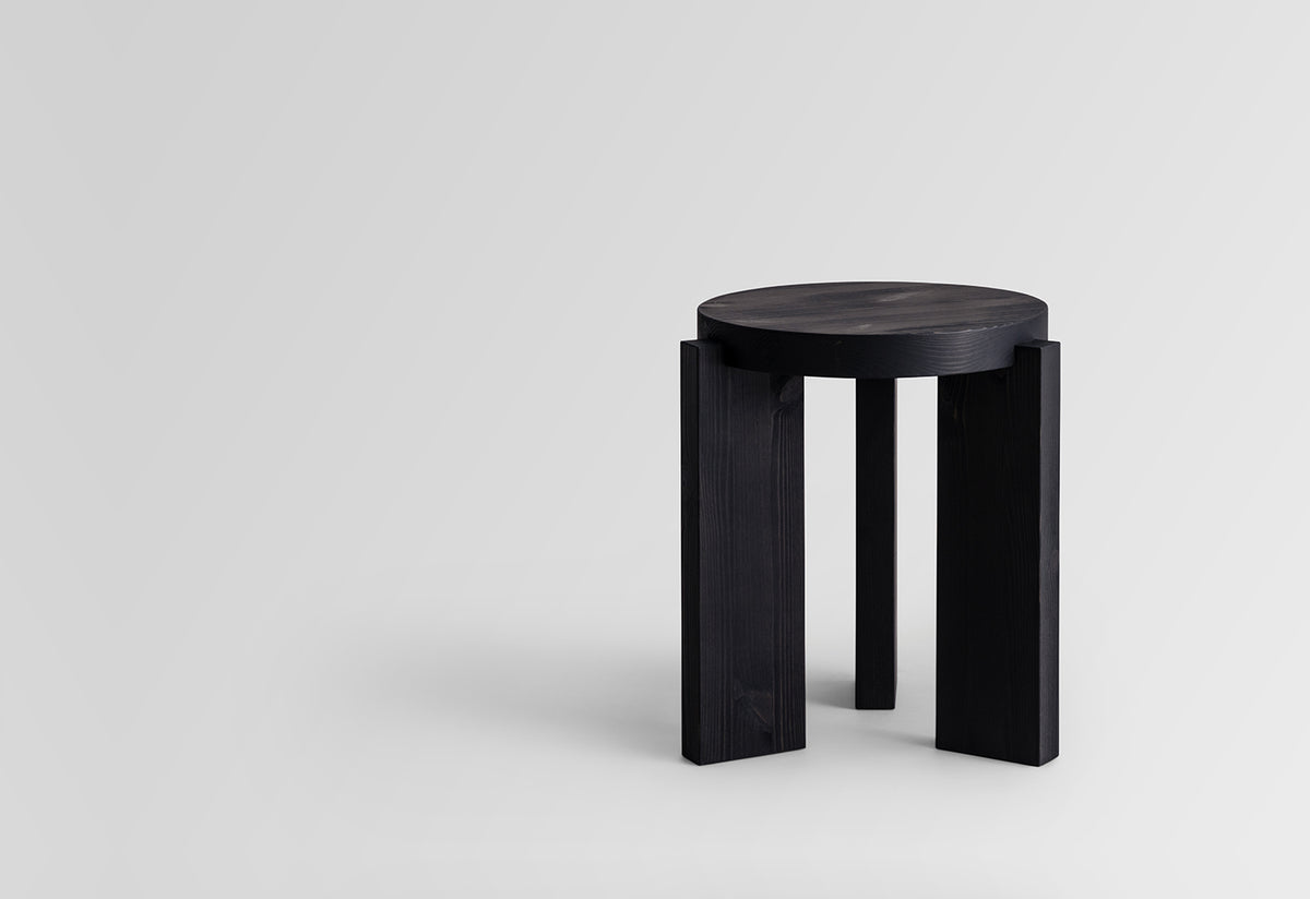 001 Stool, Fredrik paulsen, Vaarnii