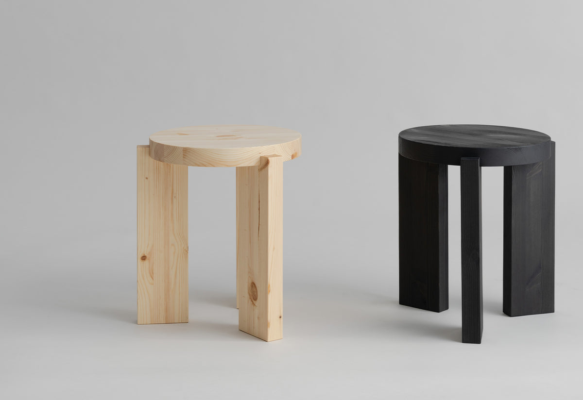 001 Stool, Fredrik paulsen, Vaarnii