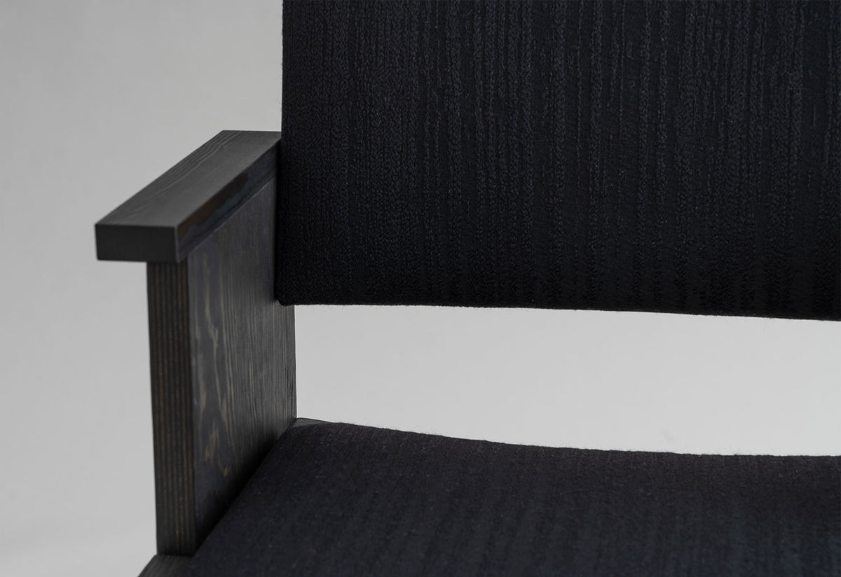 016 Maasto Dining Armchair, Ronan bouroullec, Vaarnii