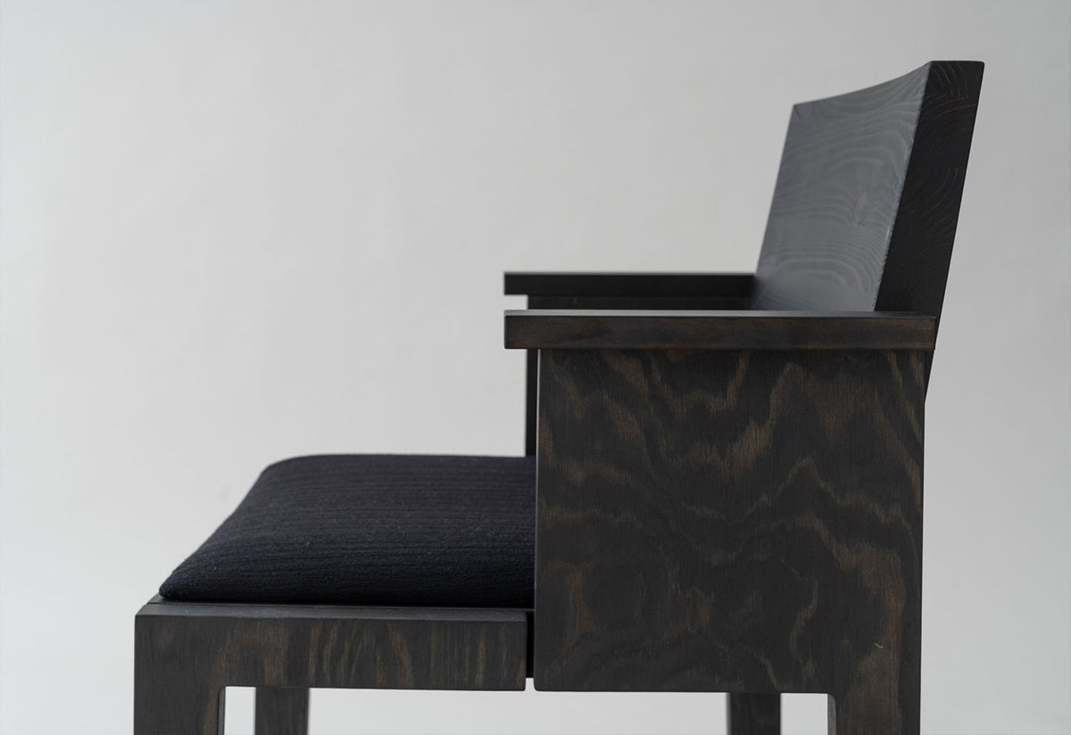 016 Maasto Dining Armchair, Ronan bouroullec, Vaarnii