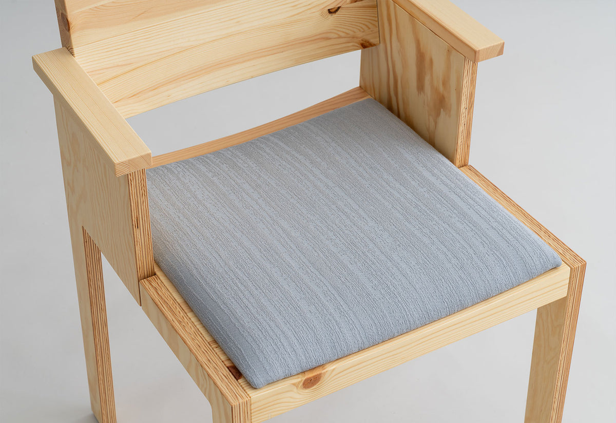 016 Maasto Dining Armchair, Ronan bouroullec, Vaarnii