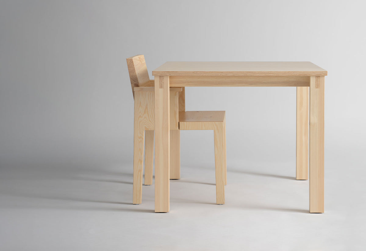 016 Maasto Dining Table, Ronan bouroullec, Vaarnii