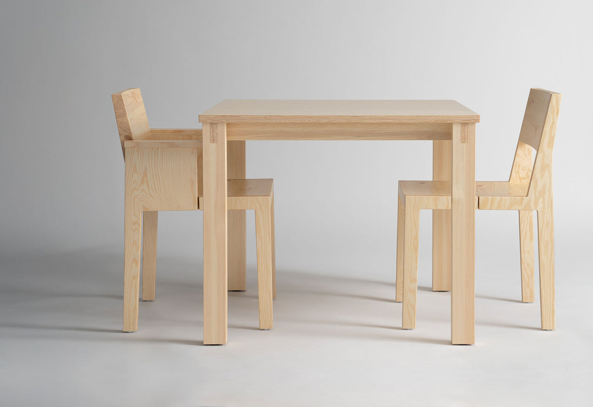 016 Maasto Dining Table, Ronan bouroullec, Vaarnii